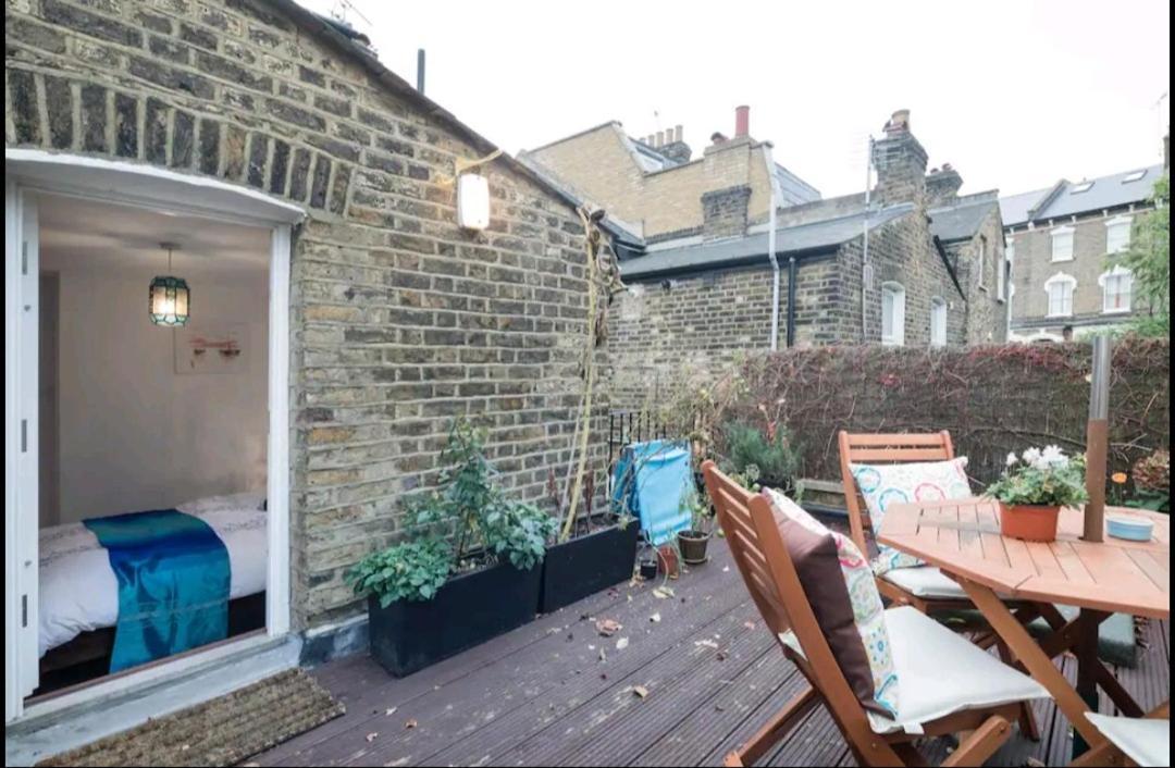 לונדון Stylish Room With Private Bath & Terrace In Super Central Clapham Junction Minutes From Victoria, Waterloo מראה חיצוני תמונה