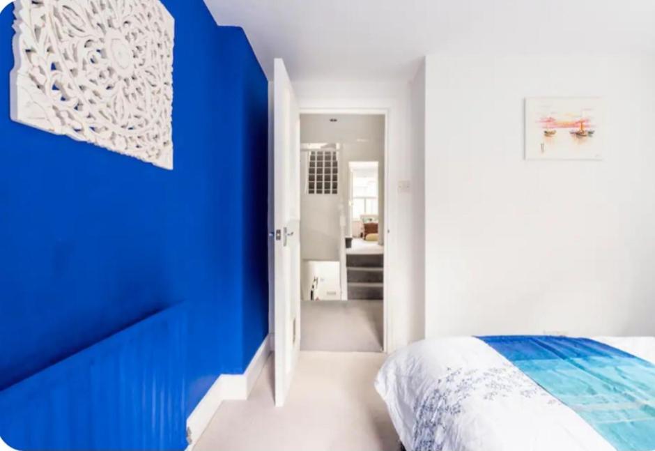 לונדון Stylish Room With Private Bath & Terrace In Super Central Clapham Junction Minutes From Victoria, Waterloo מראה חיצוני תמונה